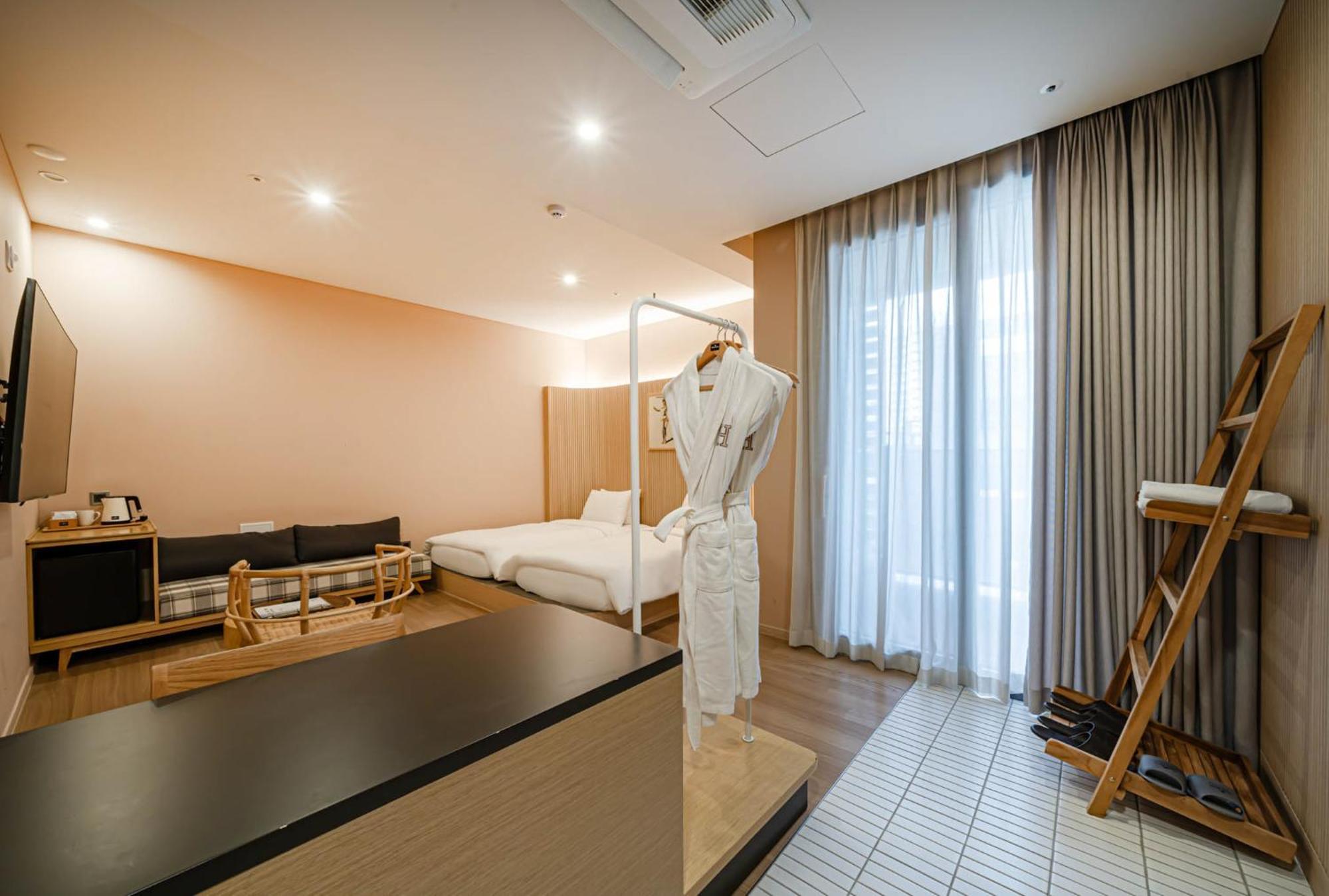 Hound Garden&Terrace Hotel Пусан Екстер'єр фото